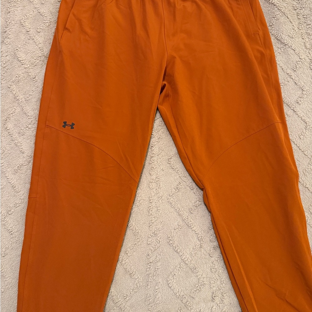 Under Armour Orange Track Pants: Perfect Longhorn Attire!